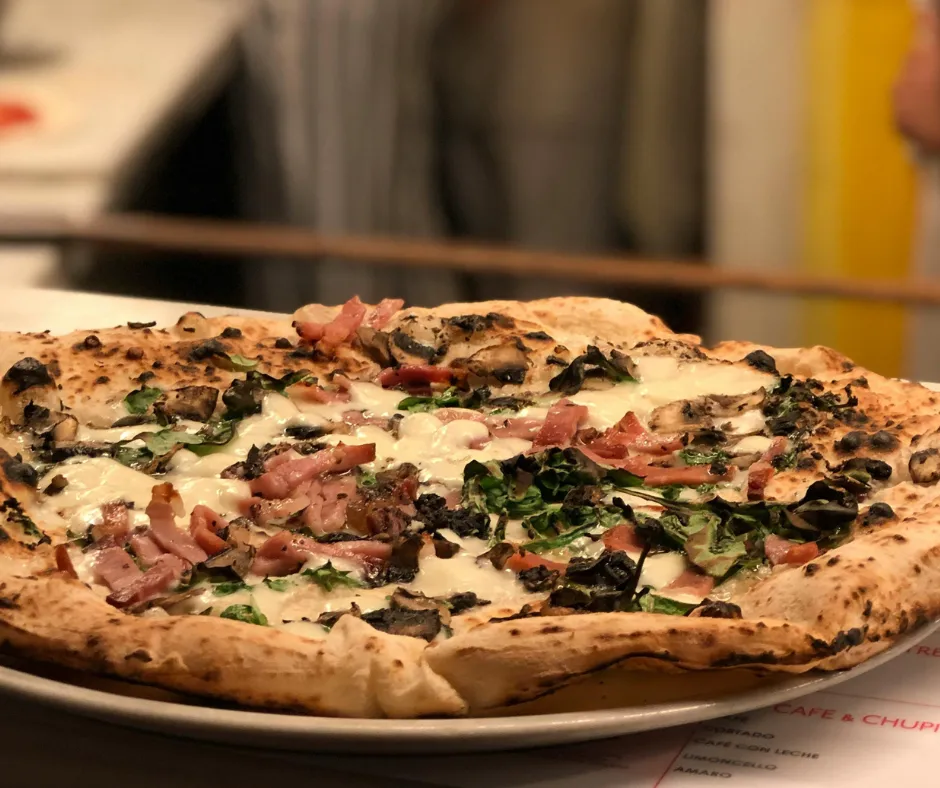 Best Pizzas in Flic en Flac: 1-click delivery