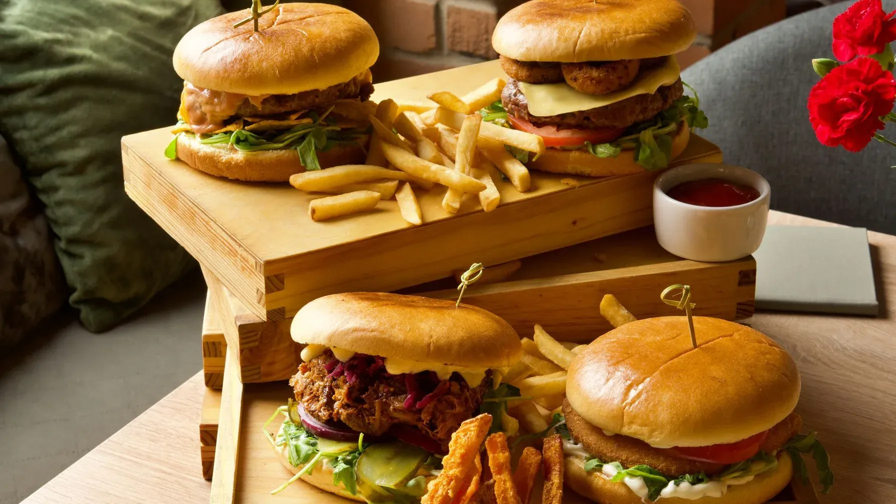 The best burgers in Rose Hill, delivered juicy